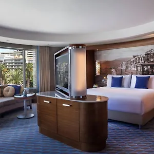 https://renaissance-izmir-hotel.aegeanhotels.net